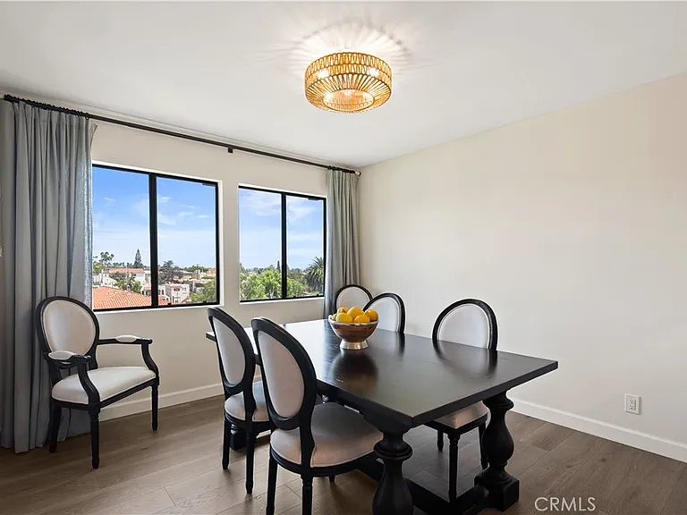 1150 W 13th St #306 — Photo 15