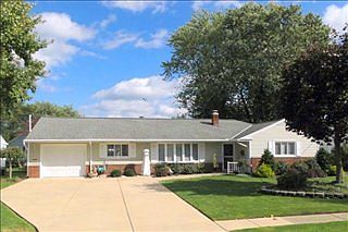 1st image of 2608 Peterson Ln