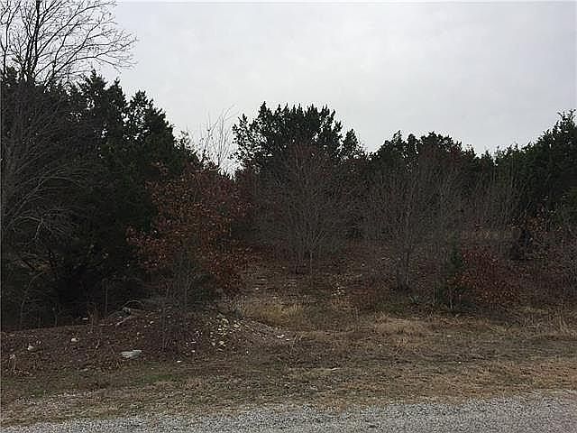 2nd image of 405 Rock Harbor Dr