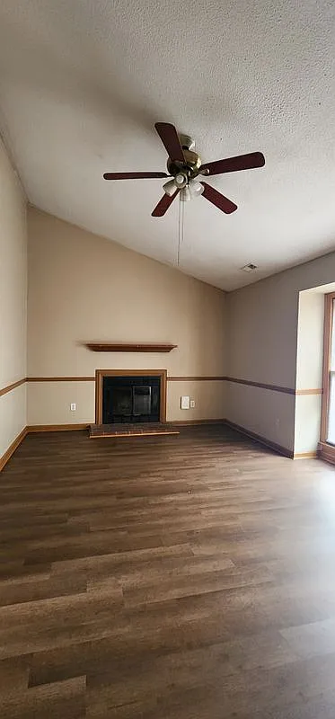 2 bed, 2.0 bath, 1150 sqft, $950 — Photo 3