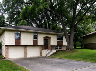 11124 N Harrison St, Kansas City, MO 64155