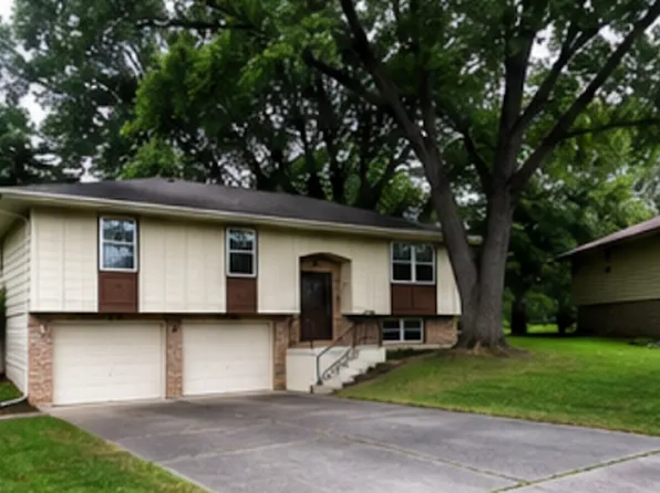 11124 N Harrison St, Kansas City, MO 64155