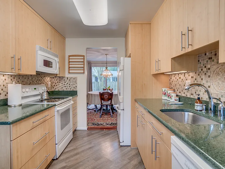 12601 Bayou Dr — Photo 21