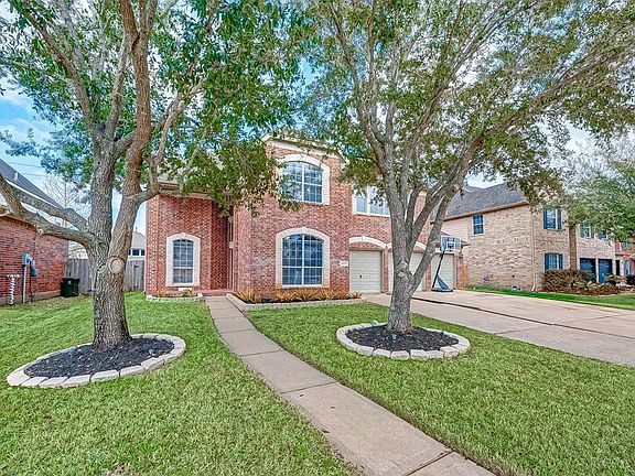 3rd image of 6127 Baron Hill Ln