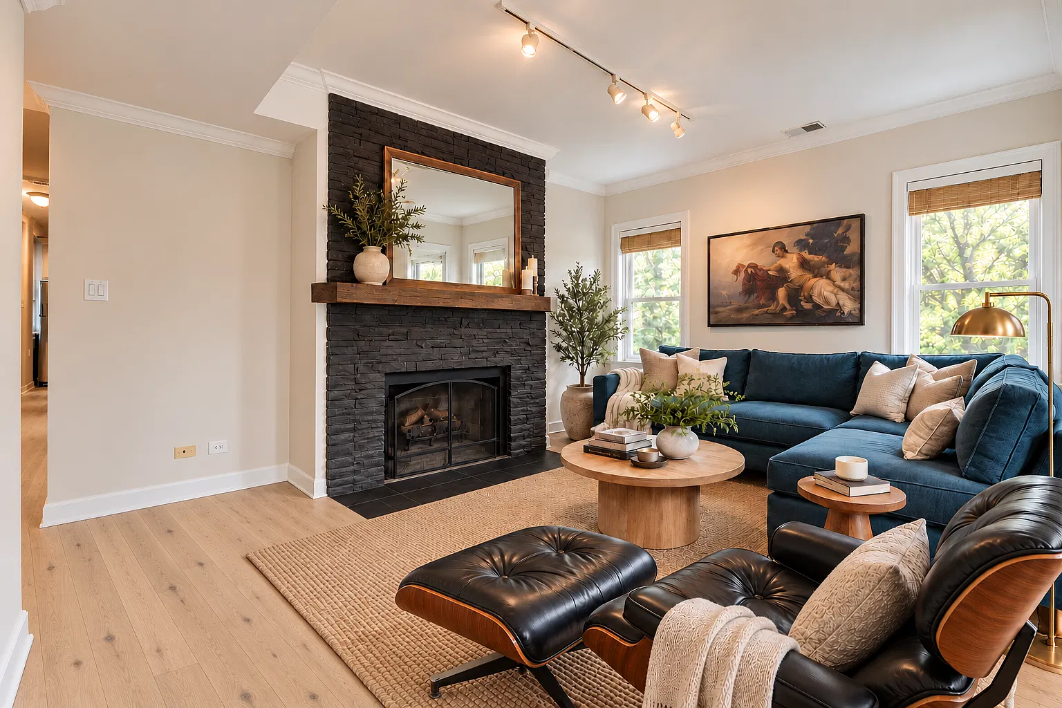 2 bed, 1000 sqft, $3,750 — Photo 4