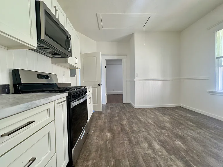 3115 Martin Luther King Jr Way — Photo 23