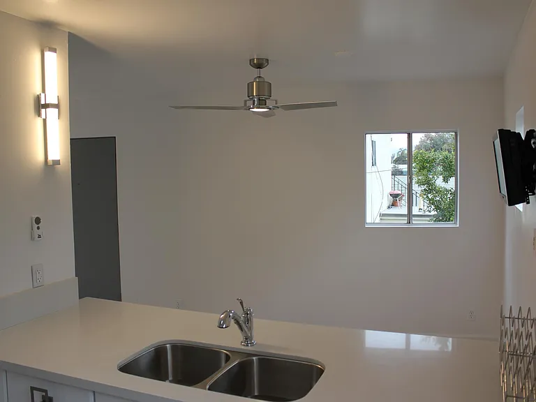 1753 16th St #B3 — Photo 7