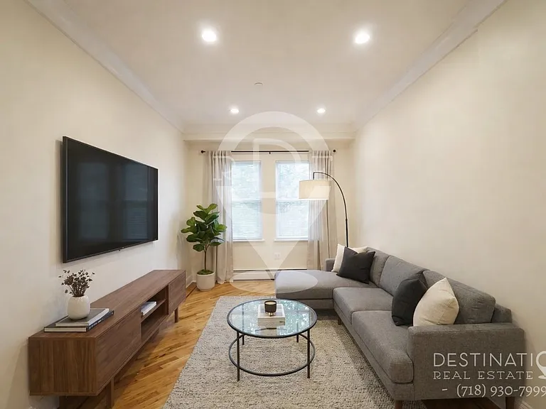 738 Decatur St #3R — Photo 3