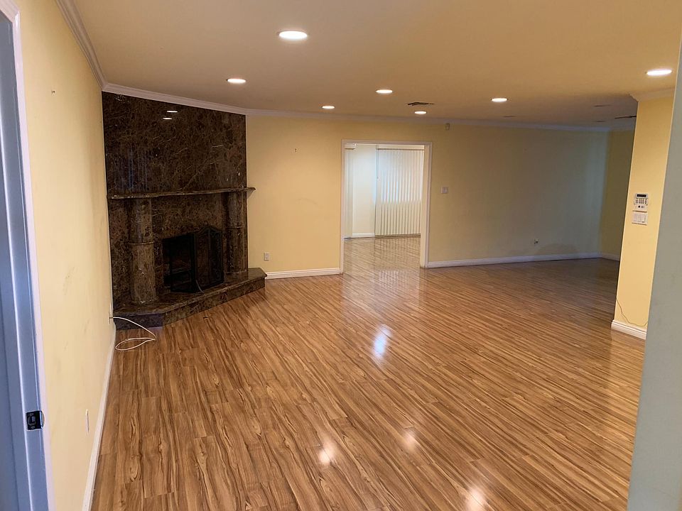 1st image of 7711 Ampere Ave