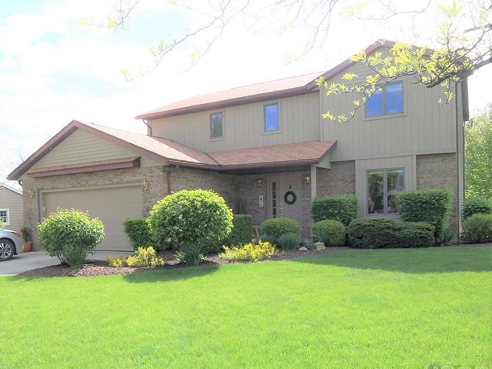 1st image of 830 Nutmeg Ln