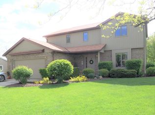 830 Nutmeg Ln, Findlay, OH 45840