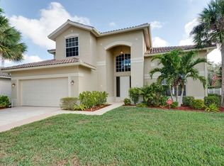 11044 Lakeland Cir, Fort Myers, FL 33913