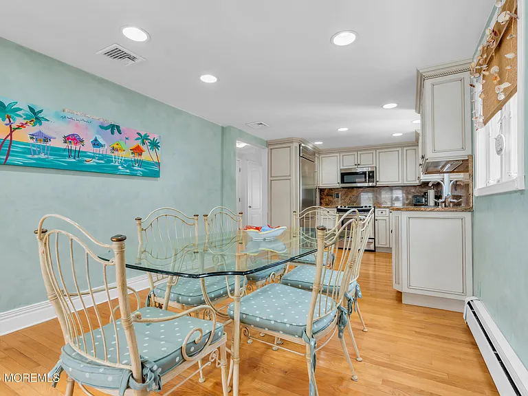 124 Neptune Pl — Photo 13