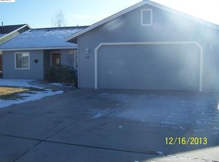 940 Shadow Mountain Dr, Susanville, CA 96130