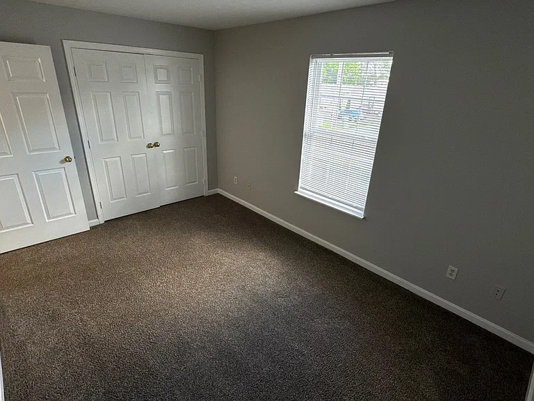 4109 Blue Lick Ct #7 — Photo 18