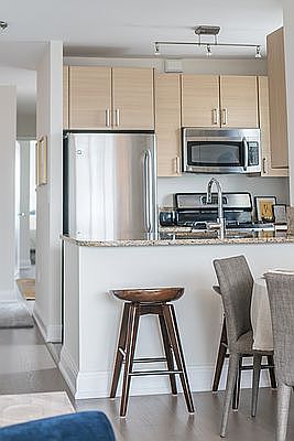 2nd image of 125 W 31st St APT 40G