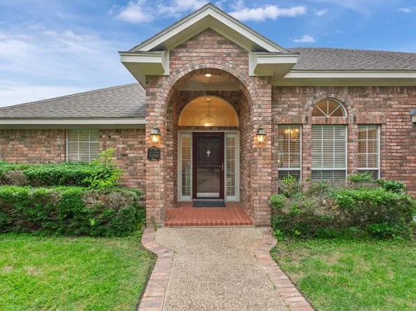 9200 Yellow Stone Rd, Woodway, TX 76712