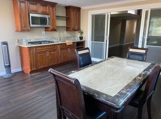 119 S Queensbury St, Anaheim, CA 92806