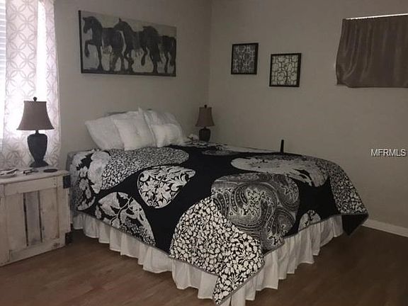 5th image of 1202 E Fowler Dr