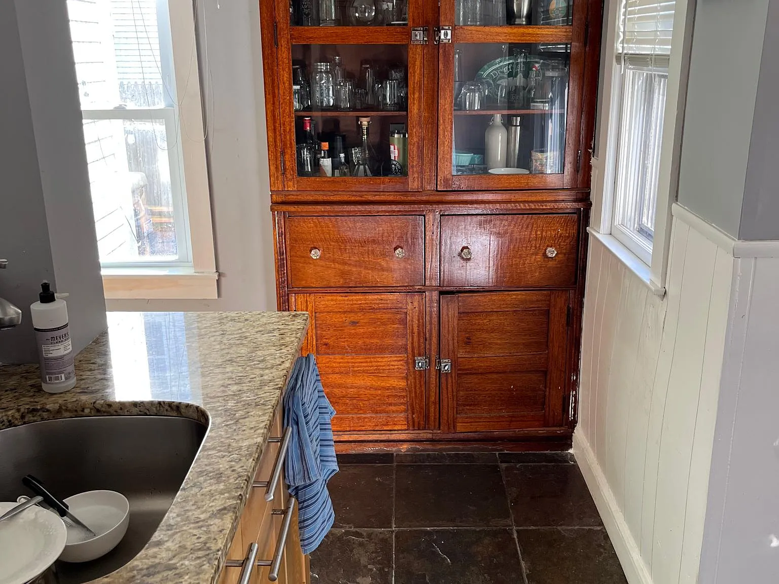 277 Spring St — Photo 4