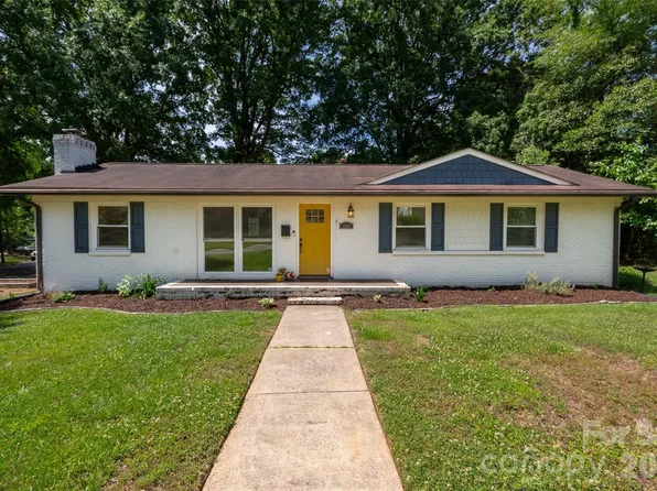 4300 Dowling Dr, Charlotte, NC 28205