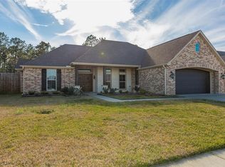 6745 Woodridge Dr, Lumberton, TX 77657