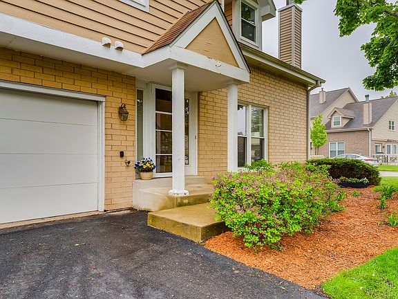 3rd image of 8044 Barrymore Dr #34-4