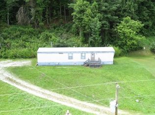 461 Edgewood Dr, Barbourville, KY 40906