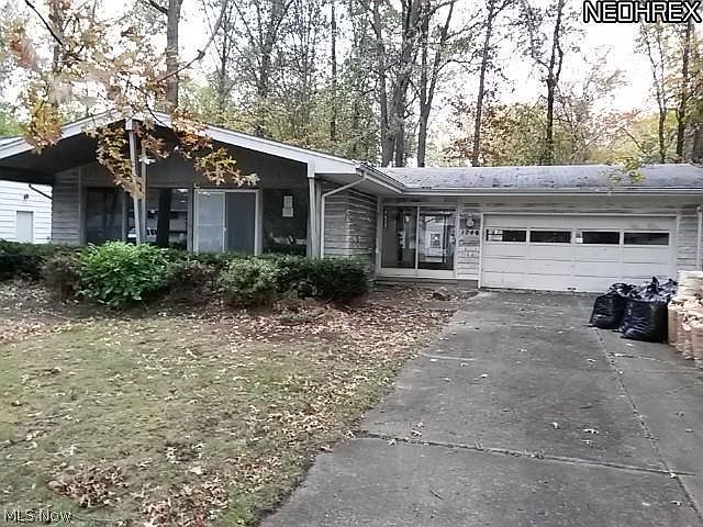 1st image of 1746 Dodge Dr NW