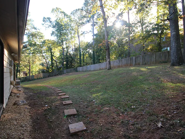 803 Bayliss Dr — Photo 30