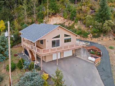 70667 Majestic Shores Rd, North Bend, OR, 97459