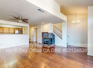 724 W Jasmine Cir, Santa Rosa, CA 95407