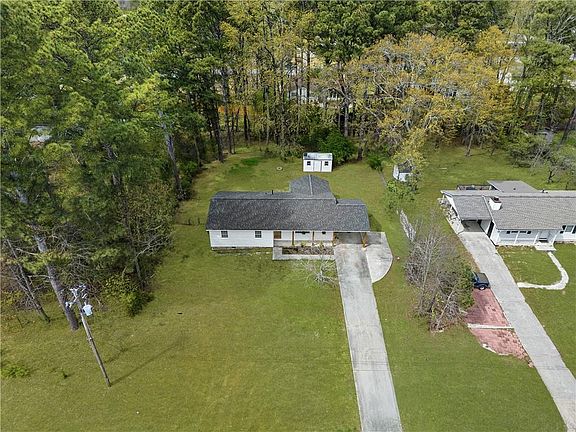 2nd image of 1218 Ridge Rd