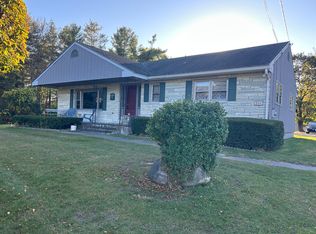 500 Marble St, Lee, MA 01238