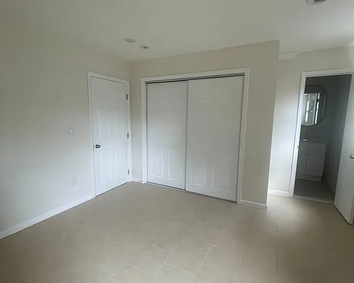 105 Chandler Ave #2 — Photo 2