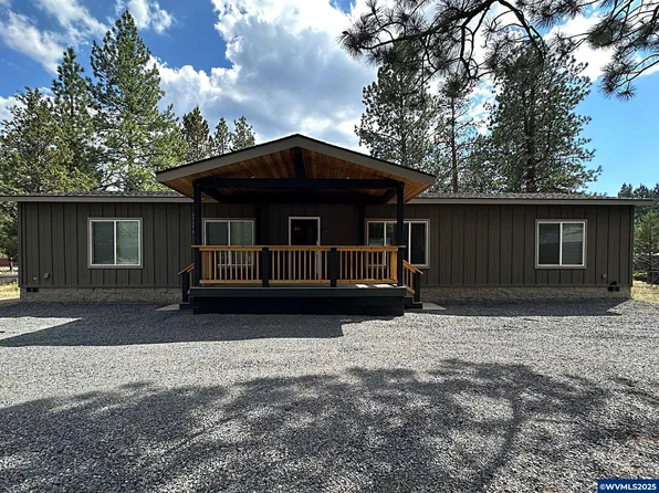 61170 Chuckanut Dr, Bend, OR 97702