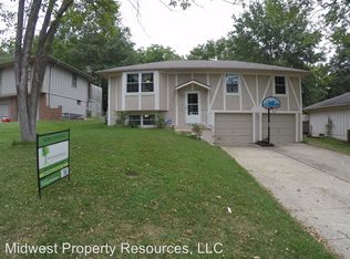 1104 NE 10th St, Blue Springs, MO 64014