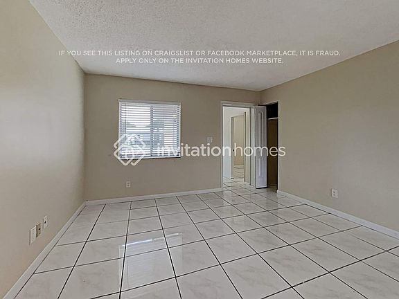 4th image of 2530 NW 26th Ave