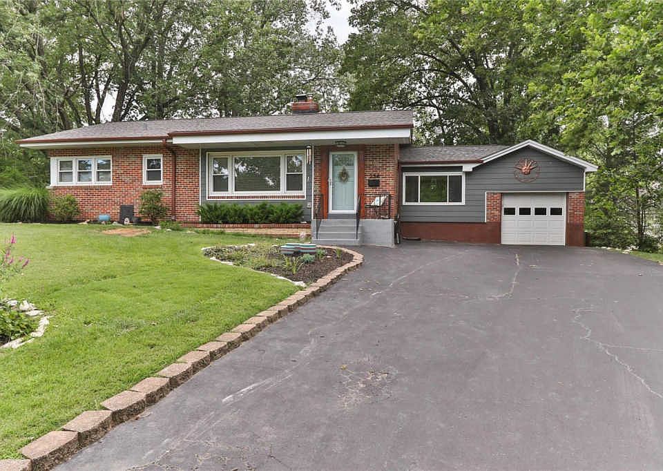 1st image of 234 Hyacinth Ct
