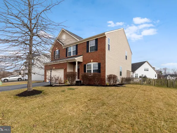 5 Wildwood Pl, Fredericksburg, VA 22406