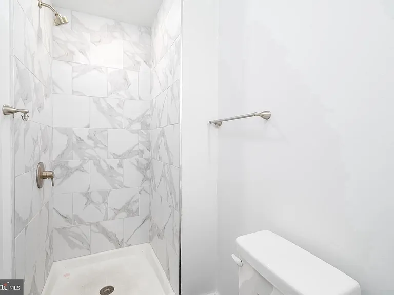 3424 Wallace St #1 — Photo 9