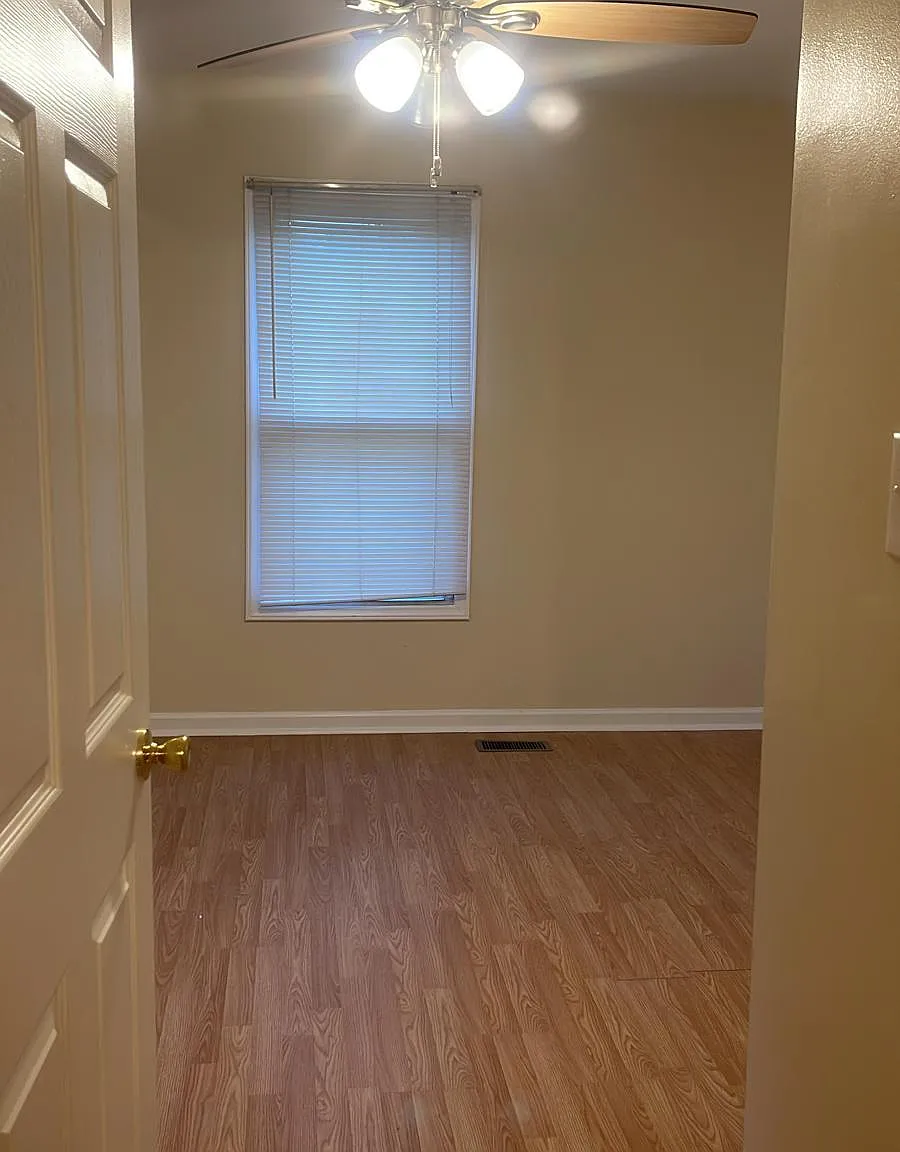 204 Westover Ave — Photo 1