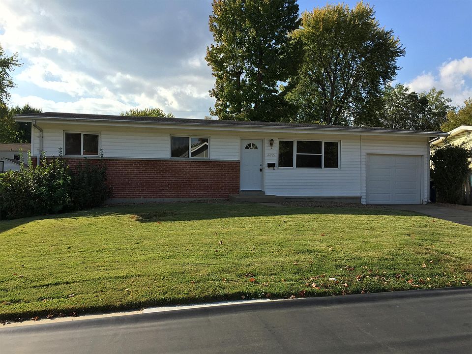 1st image of 2255 Love Ln