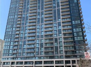 349 Rathburn Rd W #2016, Mississauga, ON L5B 0K6