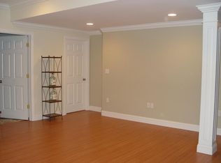 2 Laura St #1, Norwalk, CT 06854