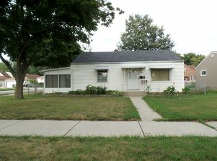 3300 S Ellen St, Milwaukee, WI 53207