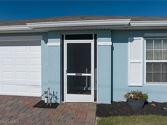 2nd image of 4004 NE 10th Ave