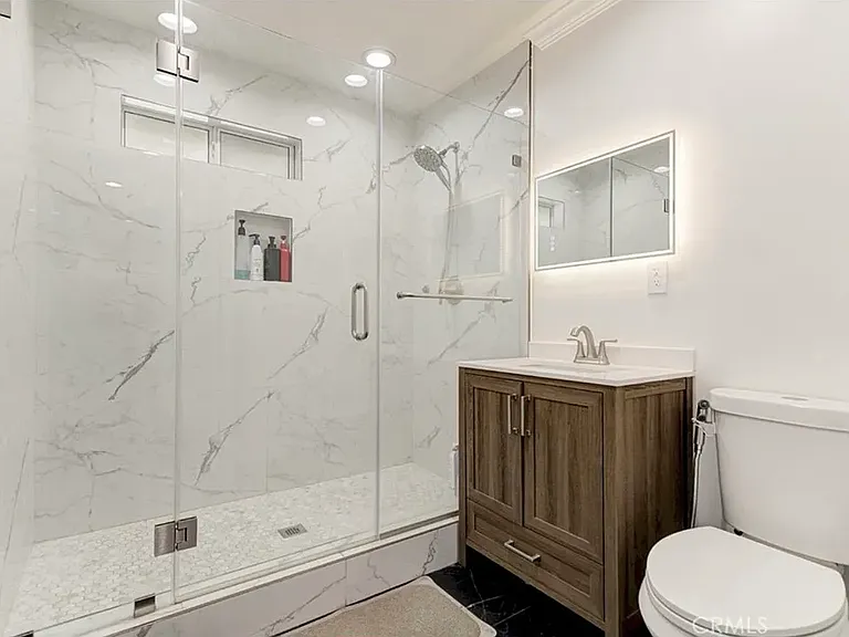 9261 Lev Ave — Photo 12