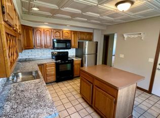 34 Locke St #1, Ansonia, CT 06401