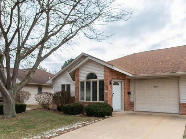 800 Hope Dr, Forsyth, IL 62535